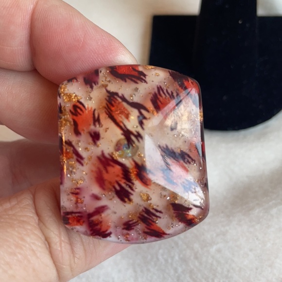 Vintage Lucite pink leopard ring sz9 - Picture 8 of 12